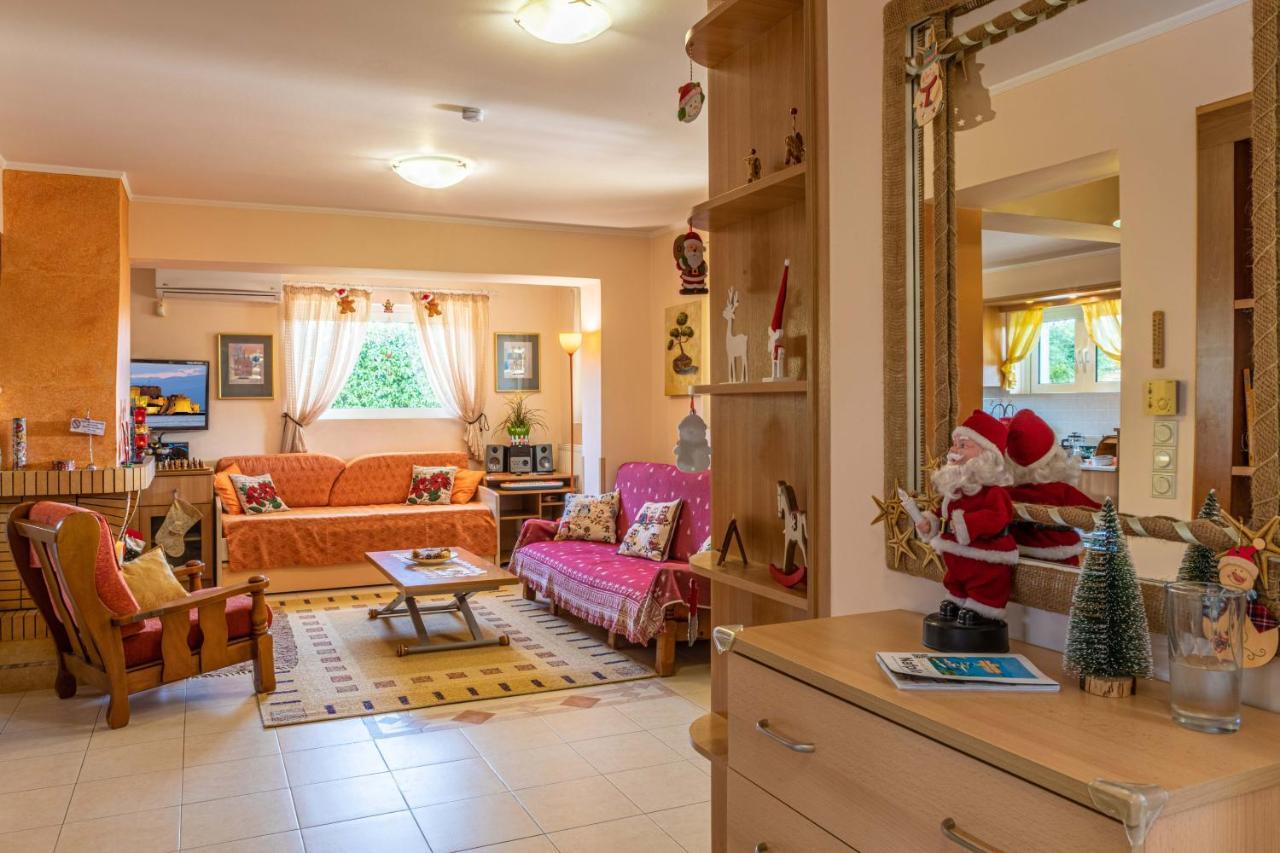 Iris-Gogo House Apartment Nafplio Ngoại thất bức ảnh